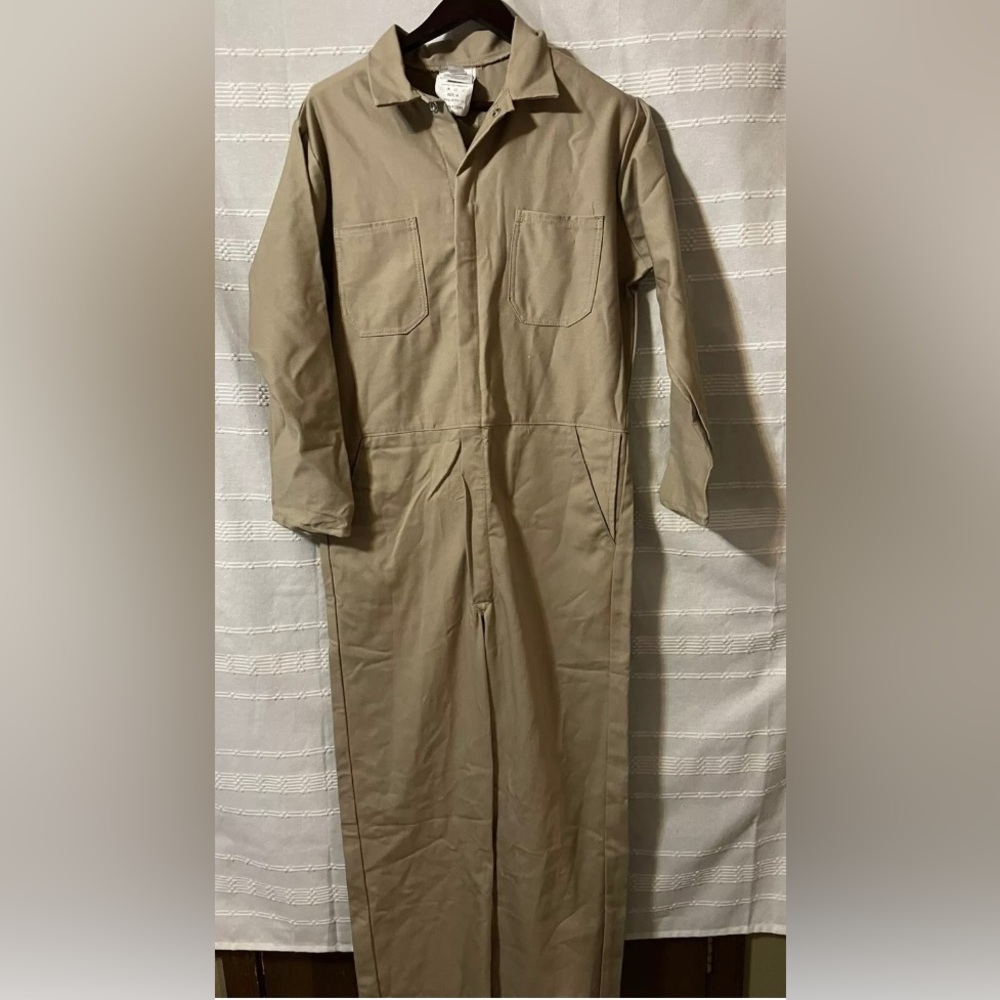 Westex Men’s Indura Ulta Soft FR 9oz Khaki Coveralls Ultra Lite Size Medium NWT